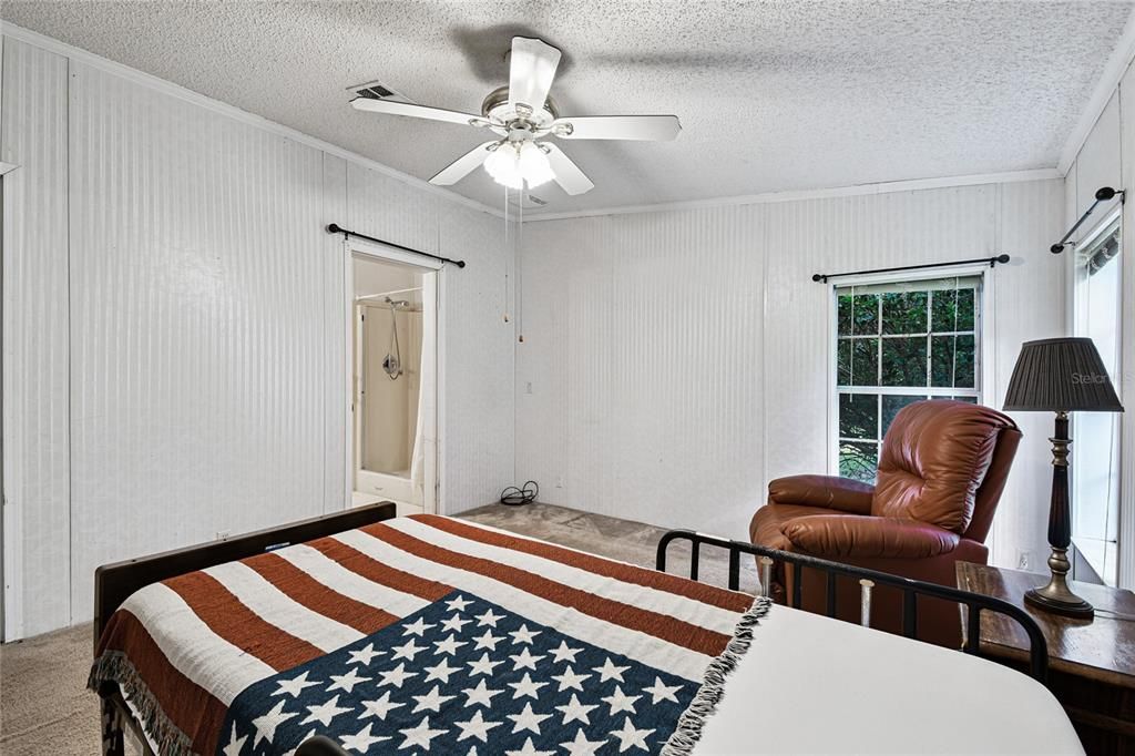 En Venta: $315,000 (4 camas, 2 baños, 1620 Pies cuadrados)