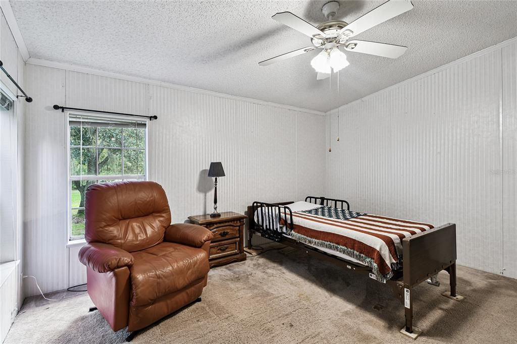 En Venta: $315,000 (4 camas, 2 baños, 1620 Pies cuadrados)