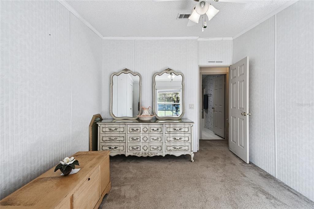 En Venta: $315,000 (4 camas, 2 baños, 1620 Pies cuadrados)