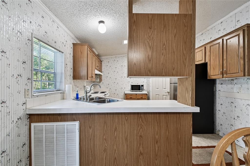 En Venta: $315,000 (4 camas, 2 baños, 1620 Pies cuadrados)