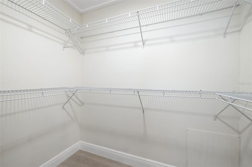 For Sale: $524,700 (3 beds, 3 baths, 1719 Square Feet)