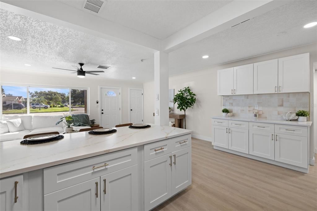 For Sale: $524,700 (3 beds, 3 baths, 1719 Square Feet)