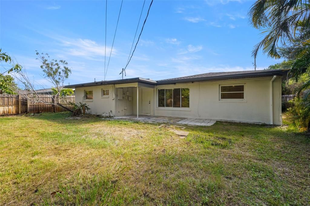 For Sale: $524,700 (3 beds, 3 baths, 1719 Square Feet)