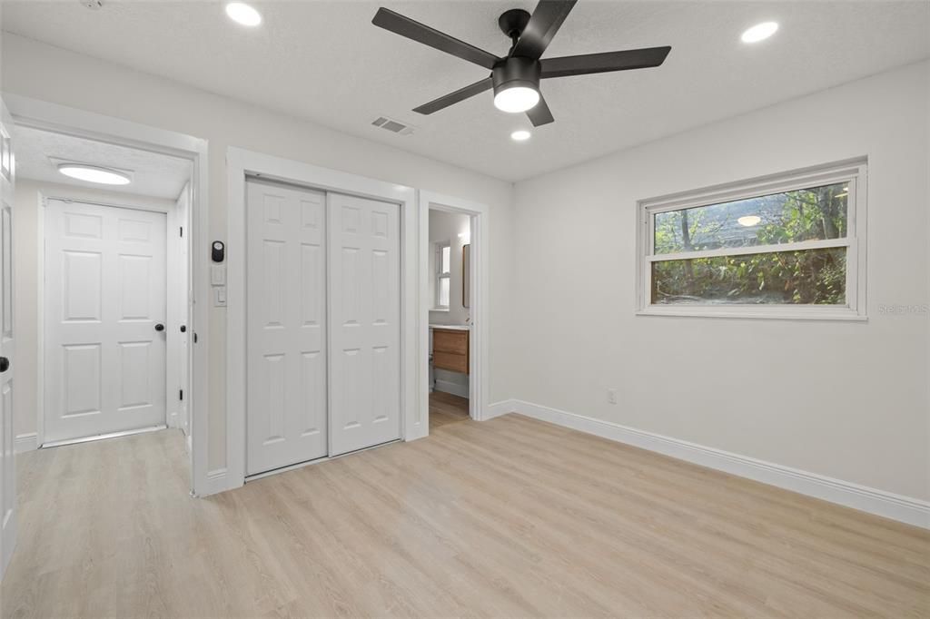 For Sale: $524,700 (3 beds, 3 baths, 1719 Square Feet)