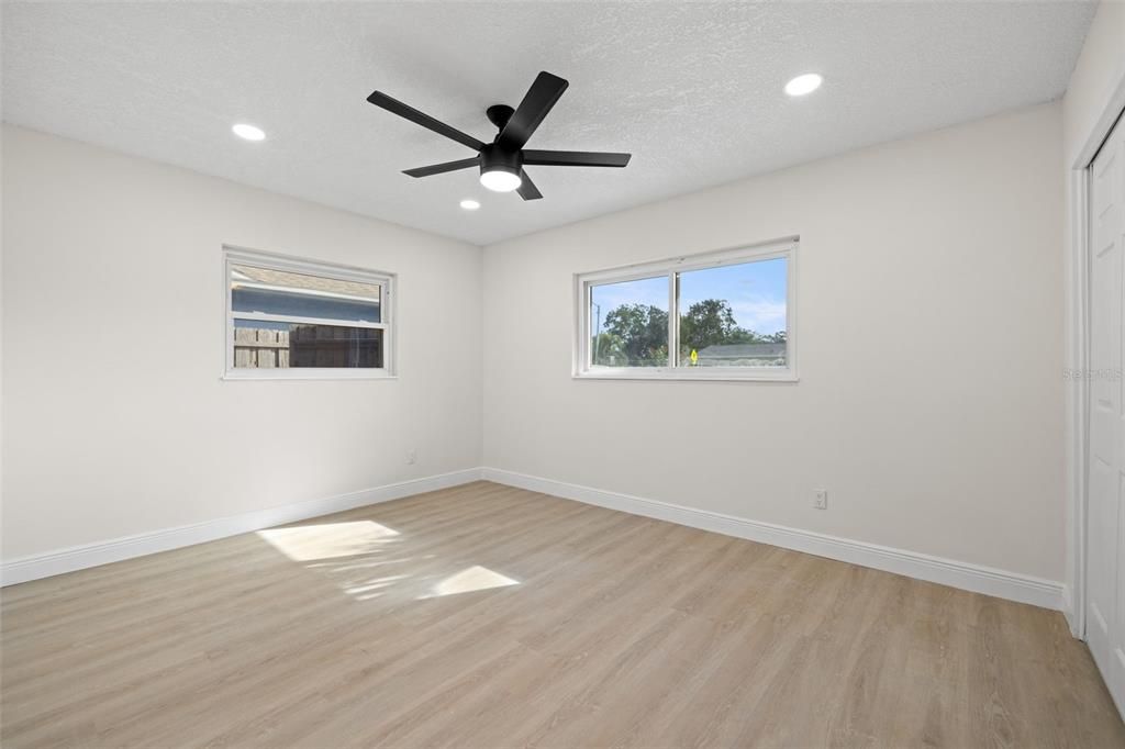 For Sale: $524,700 (3 beds, 3 baths, 1719 Square Feet)