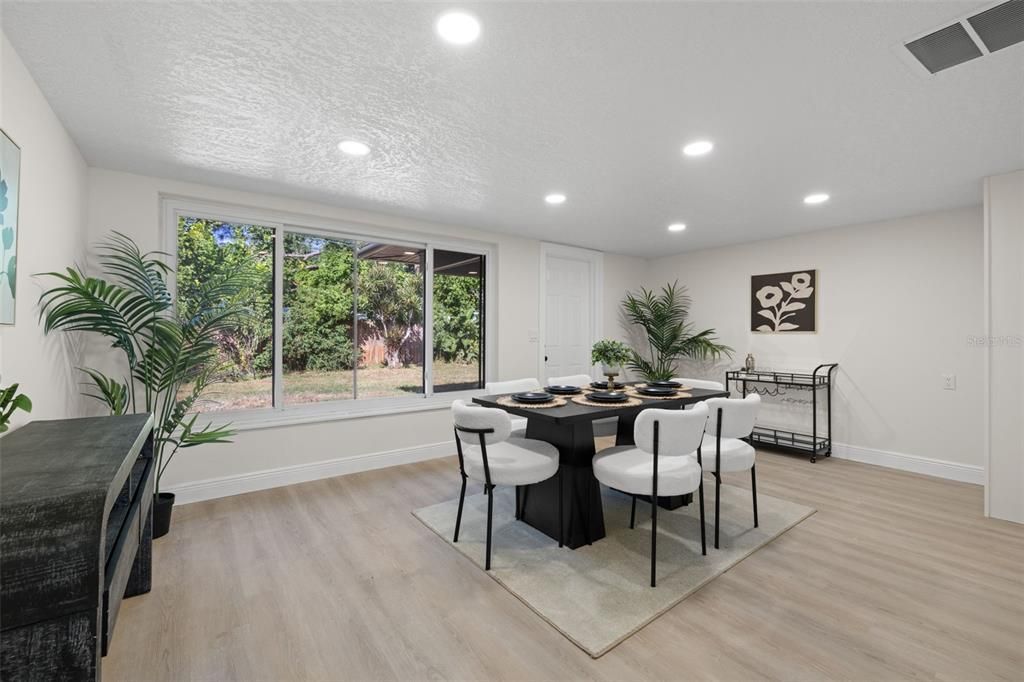 For Sale: $524,700 (3 beds, 3 baths, 1719 Square Feet)