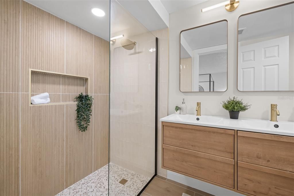 For Sale: $524,700 (3 beds, 3 baths, 1719 Square Feet)