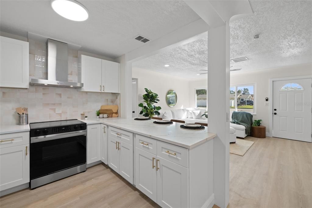 For Sale: $524,700 (3 beds, 3 baths, 1719 Square Feet)