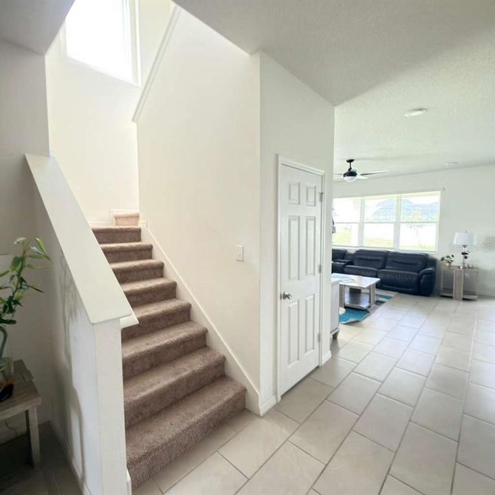 For Sale: $539,990 (5 beds, 2 baths, 2387 Square Feet)