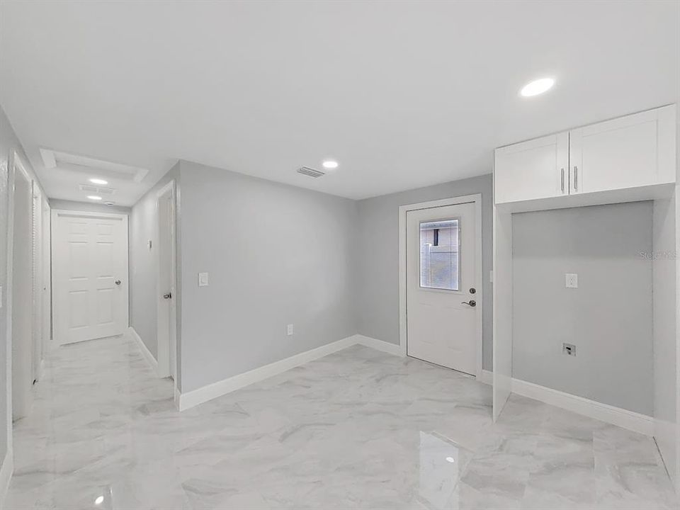 For Sale: $419,900 (4 beds, 3 baths, 1224 Square Feet)