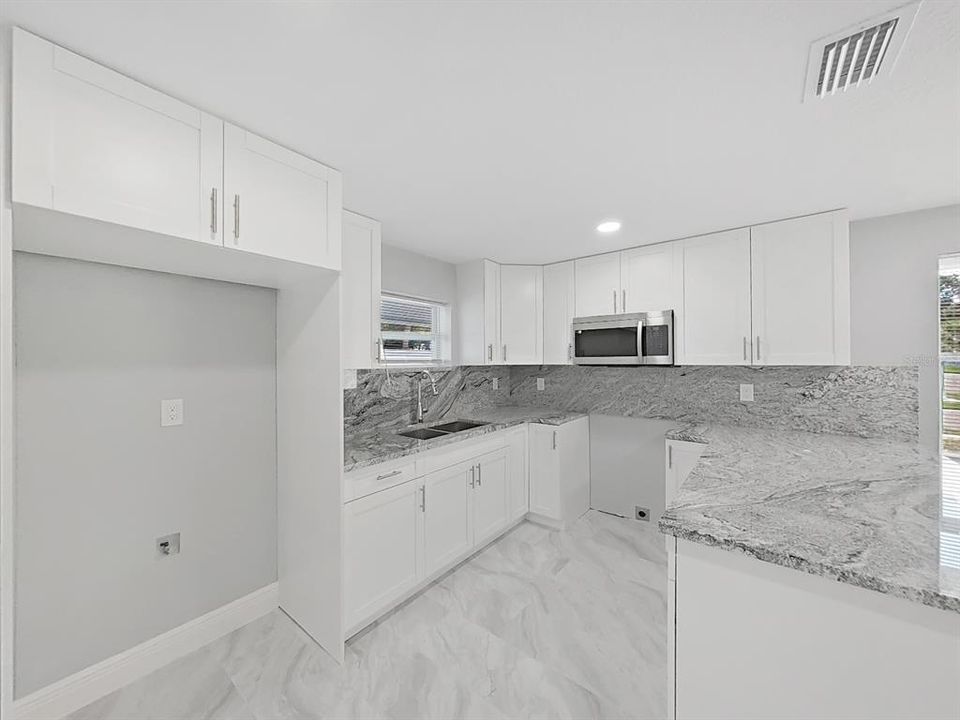 For Sale: $419,900 (4 beds, 3 baths, 1224 Square Feet)