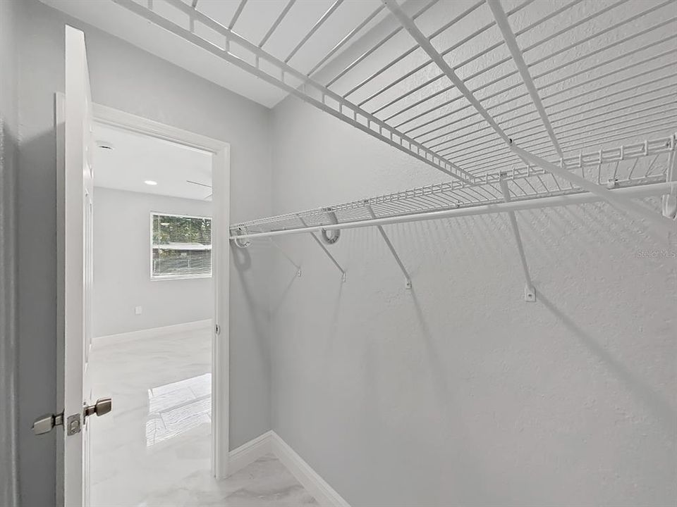 For Sale: $419,900 (4 beds, 3 baths, 1224 Square Feet)