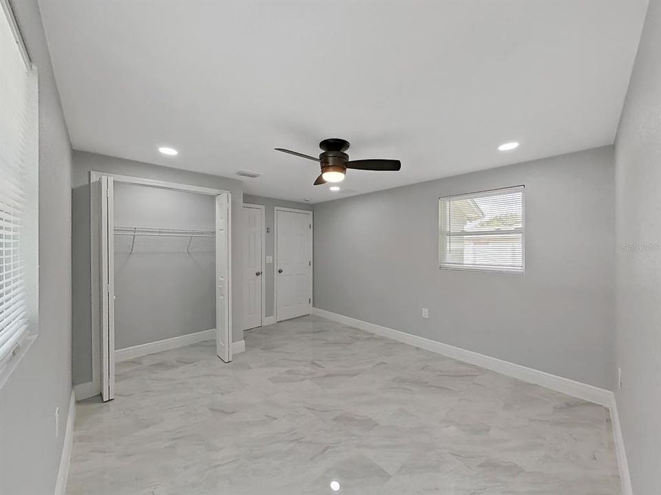 For Sale: $419,900 (4 beds, 3 baths, 1224 Square Feet)