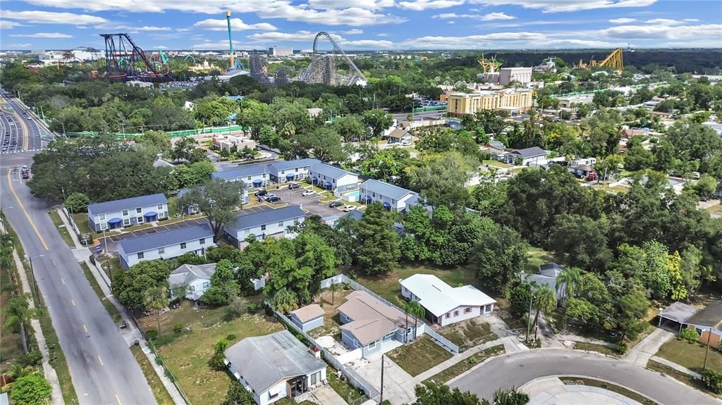 For Sale: $419,900 (4 beds, 3 baths, 1224 Square Feet)