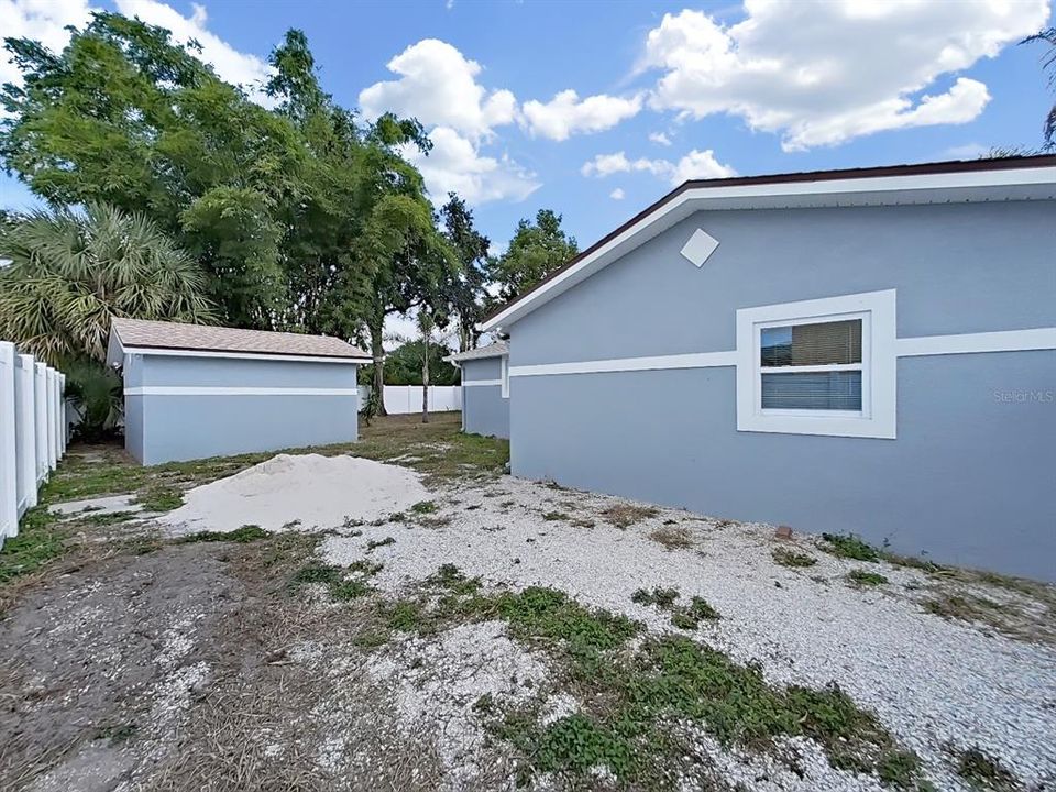 For Sale: $419,900 (4 beds, 3 baths, 1224 Square Feet)