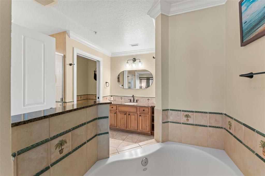 Active With Contract: $280,000 (3 beds, 2 baths, 1344 Square Feet)