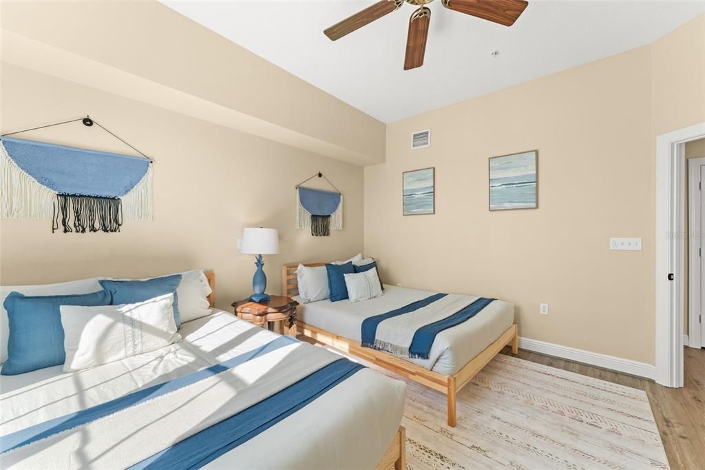 Active With Contract: $280,000 (3 beds, 2 baths, 1344 Square Feet)