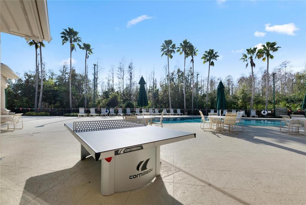 合同活跃: $475,000 (4 贝兹, 2 浴室, 2288 平方英尺)