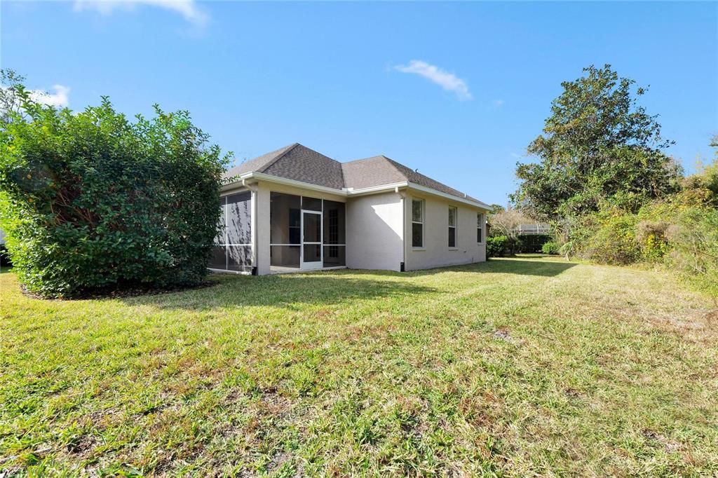 合同活跃: $475,000 (4 贝兹, 2 浴室, 2288 平方英尺)