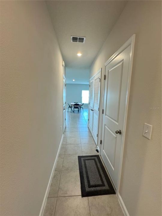 For Rent: $1,995 (3 beds, 2 baths, 1450 Square Feet)