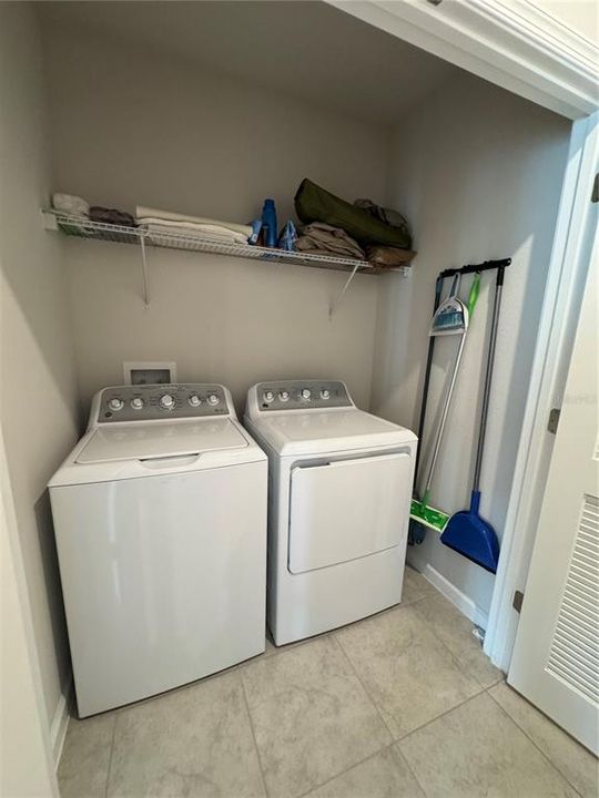 For Rent: $1,995 (3 beds, 2 baths, 1450 Square Feet)