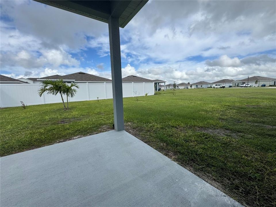 For Rent: $1,995 (3 beds, 2 baths, 1450 Square Feet)