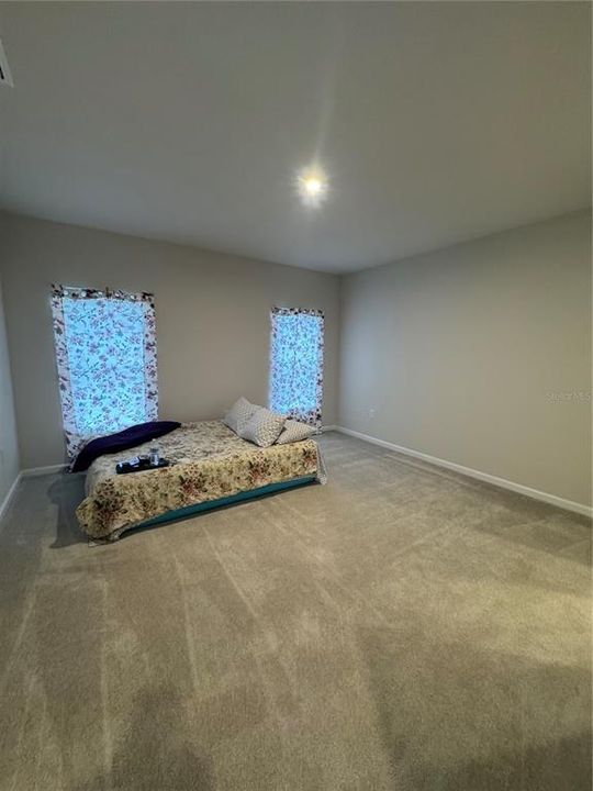 For Rent: $1,995 (3 beds, 2 baths, 1450 Square Feet)