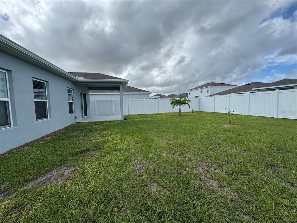 For Rent: $1,995 (3 beds, 2 baths, 1450 Square Feet)