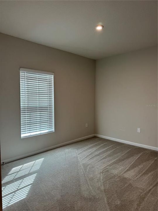 For Rent: $1,995 (3 beds, 2 baths, 1450 Square Feet)