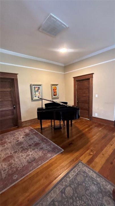 На продажу: $728,900 (4 спален, 2 ванн, 1720 Квадратных фут)