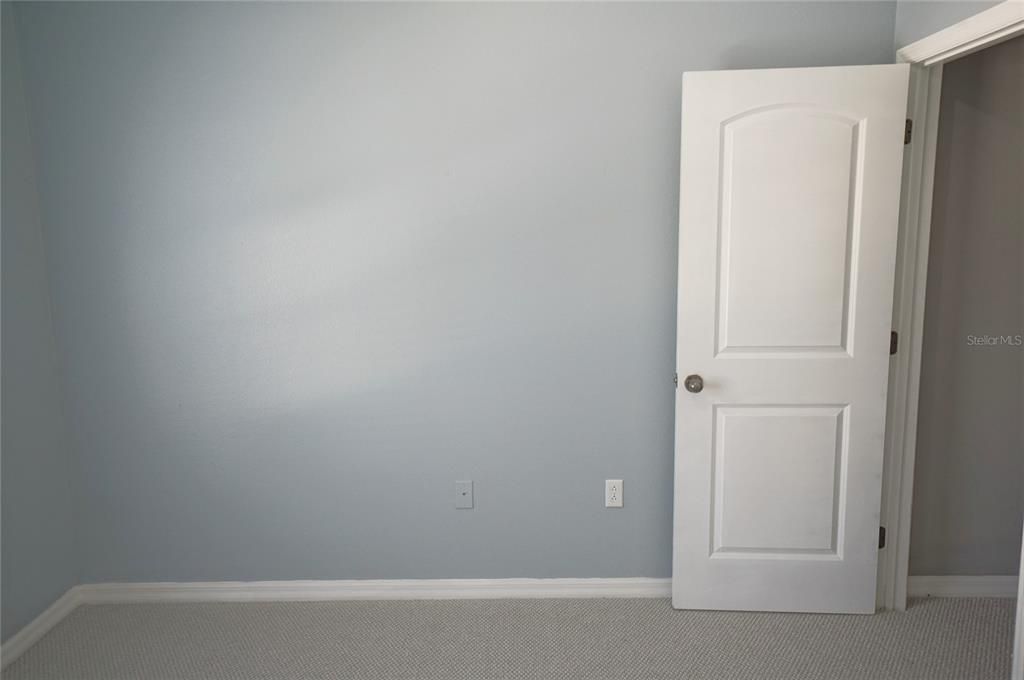 Active With Contract: $1,699 (3 beds, 2 baths, 1609 Square Feet)