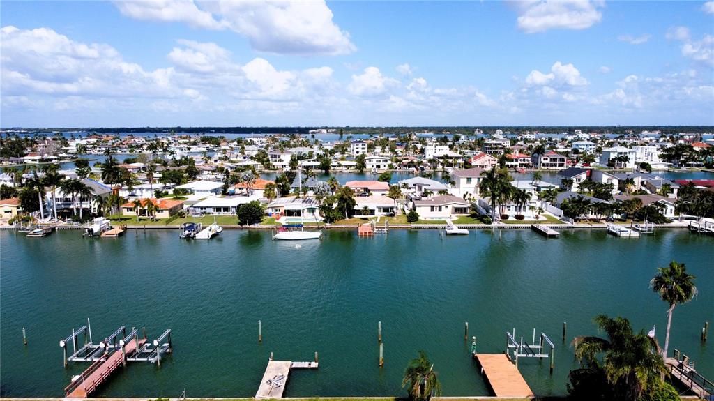 待售: $722,500 (0.19 acres)