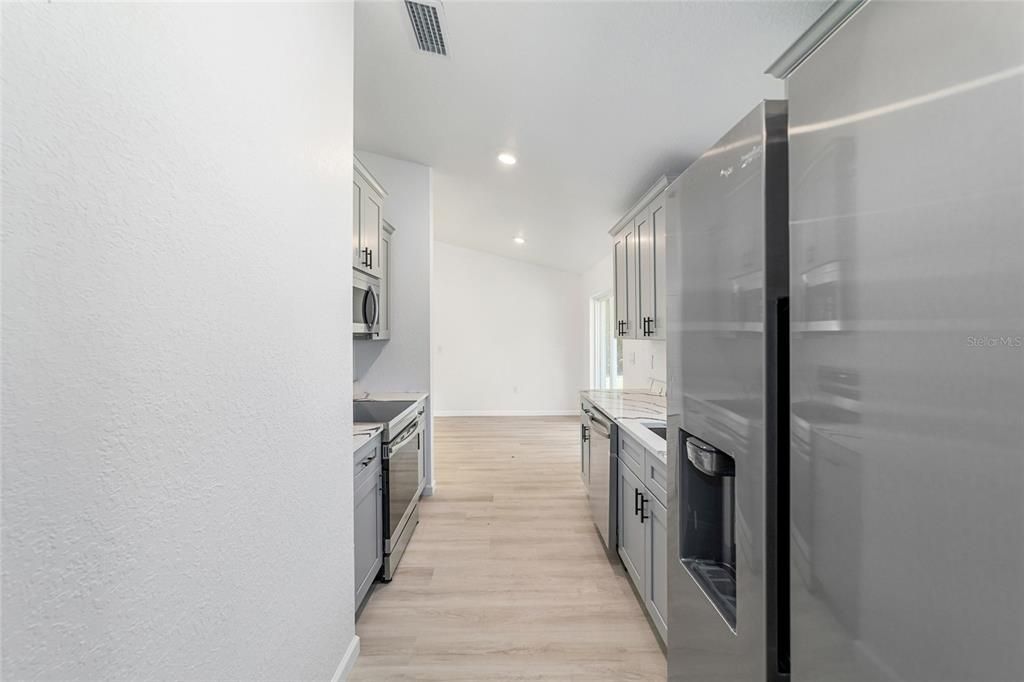 En Venta: $229,000 (3 camas, 2 baños, 1156 Pies cuadrados)