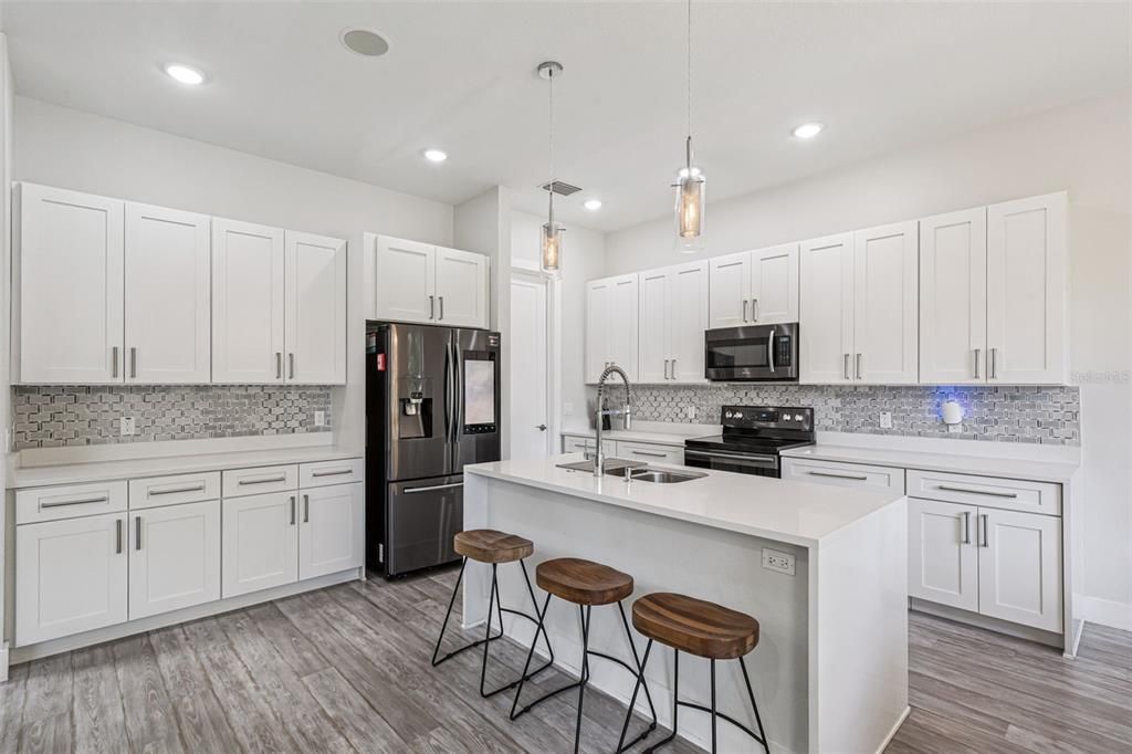 На продажу: $950,000 (4 спален, 3 ванн, 2509 Квадратных фут)