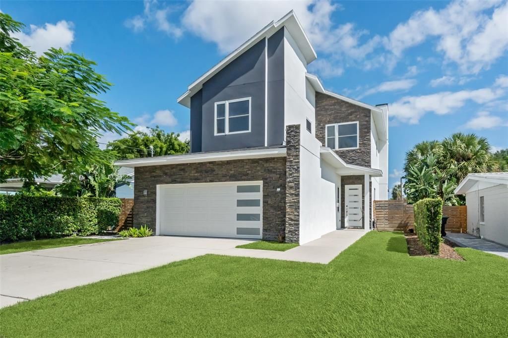 На продажу: $950,000 (4 спален, 3 ванн, 2509 Квадратных фут)