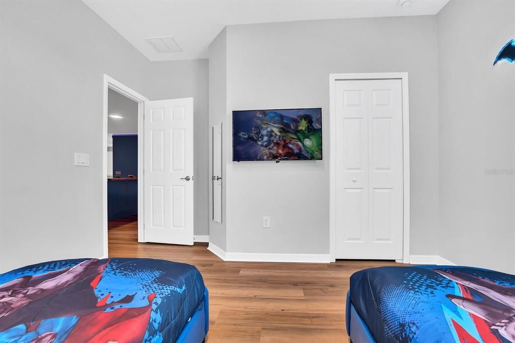 待售: $1,495,000 (15 贝兹, 11 浴室, 6223 平方英尺)