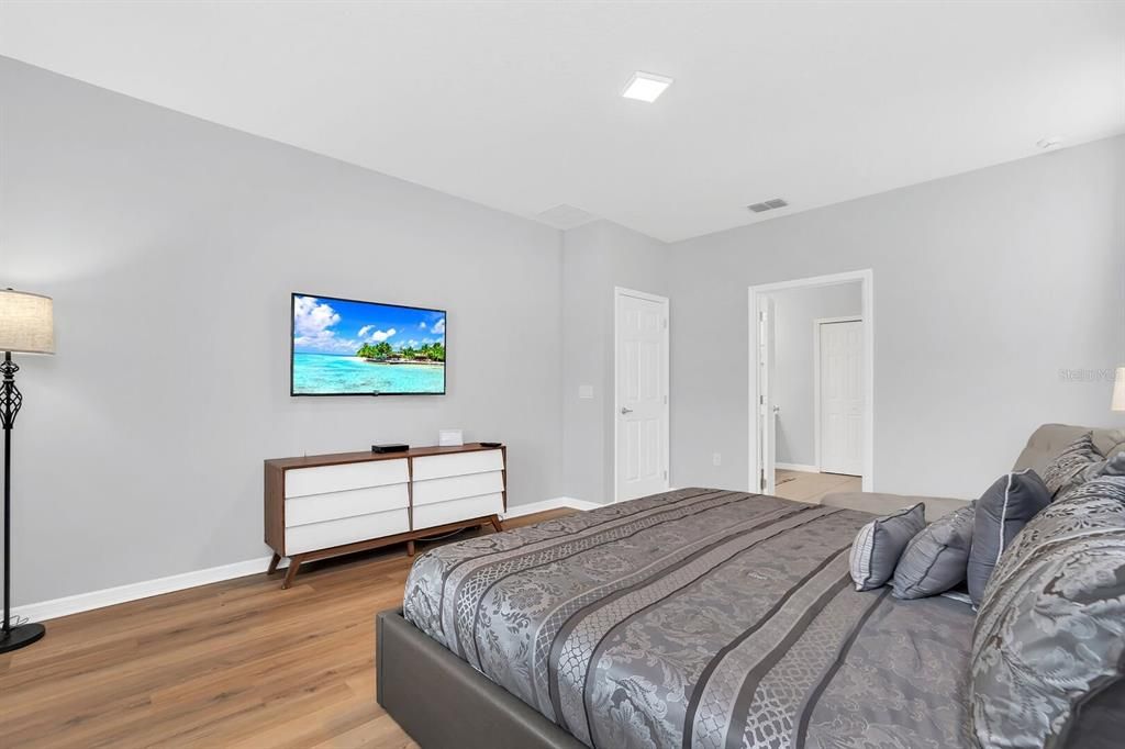 待售: $1,495,000 (15 贝兹, 11 浴室, 6223 平方英尺)