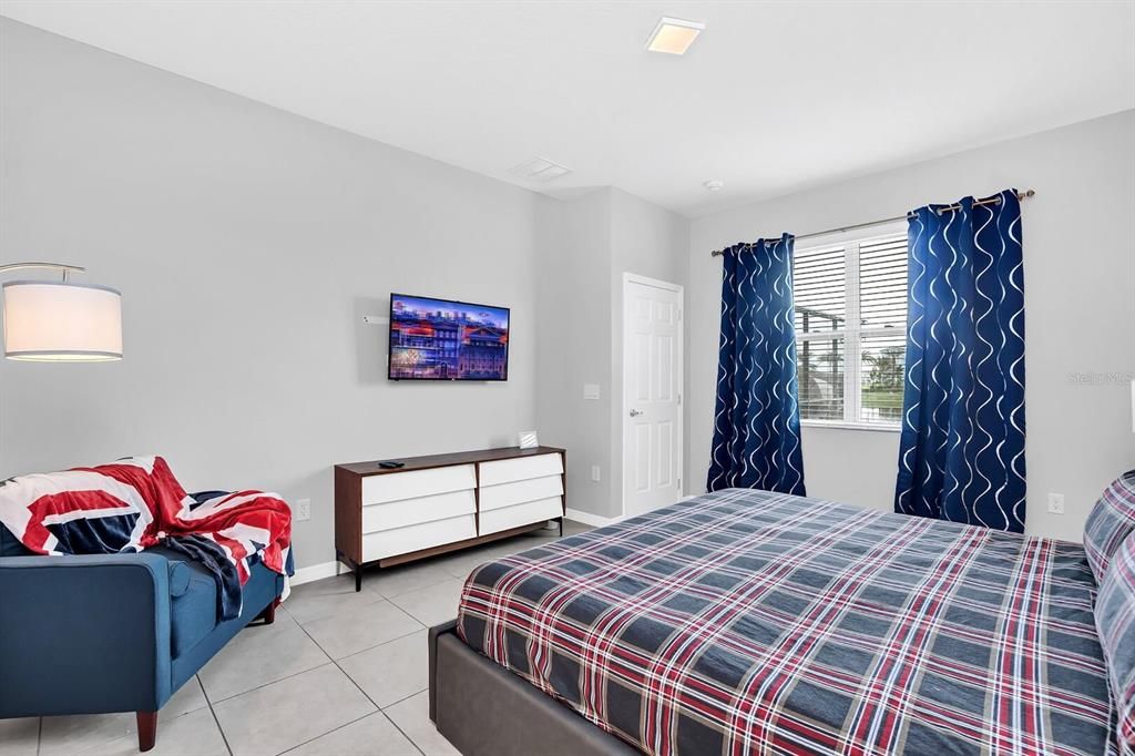 待售: $1,495,000 (15 贝兹, 11 浴室, 6223 平方英尺)