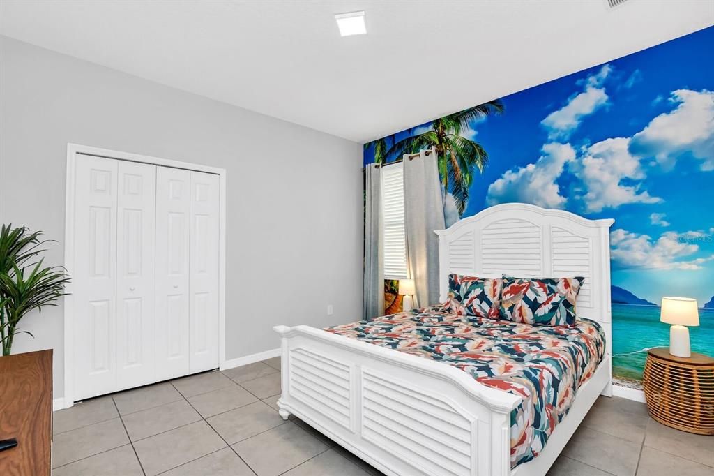 待售: $1,495,000 (15 贝兹, 11 浴室, 6223 平方英尺)