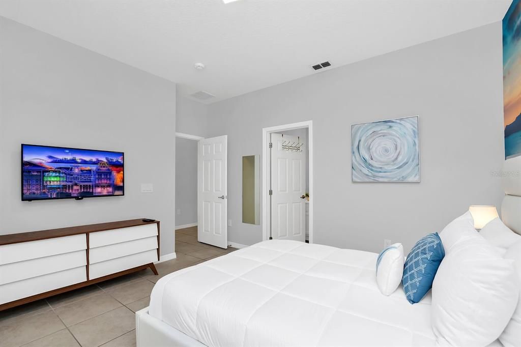 待售: $1,495,000 (15 贝兹, 11 浴室, 6223 平方英尺)