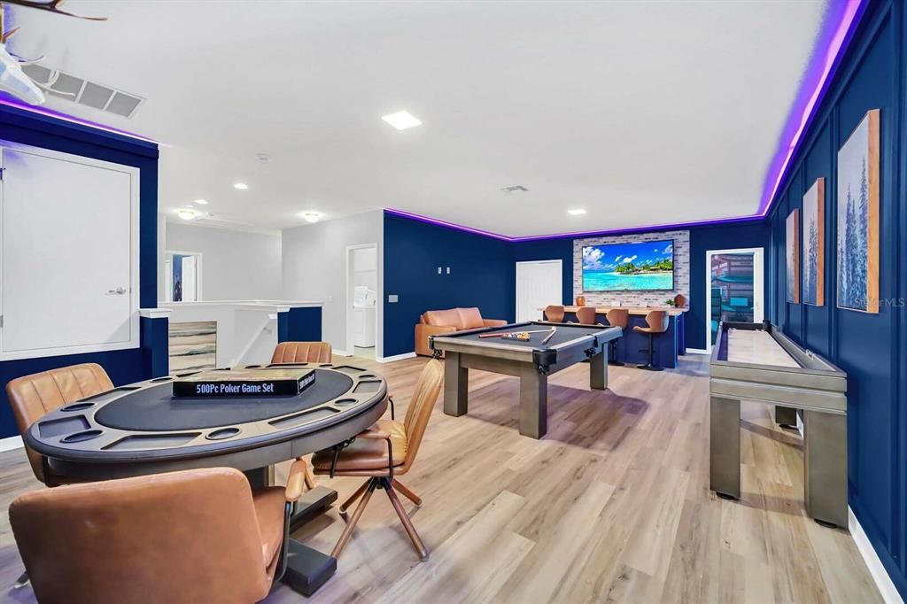 待售: $1,495,000 (15 贝兹, 11 浴室, 6223 平方英尺)