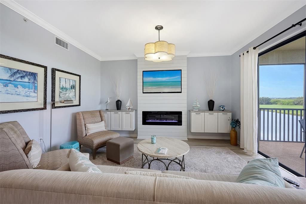 For Rent: $5,000 (2 beds, 2 baths, 1156 Square Feet)