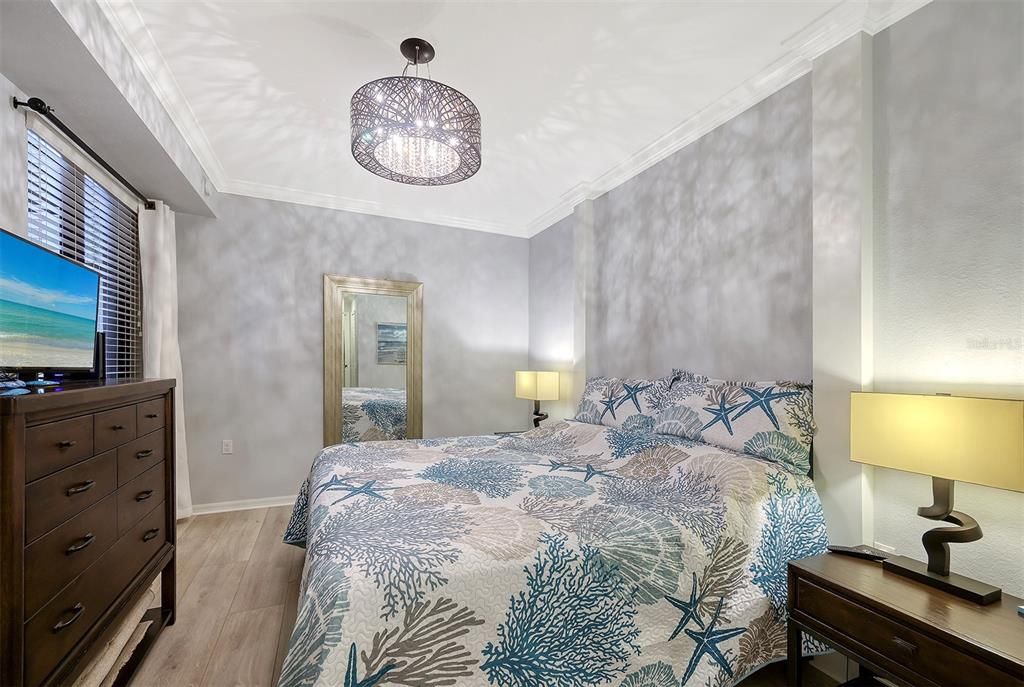 For Rent: $5,000 (2 beds, 2 baths, 1156 Square Feet)