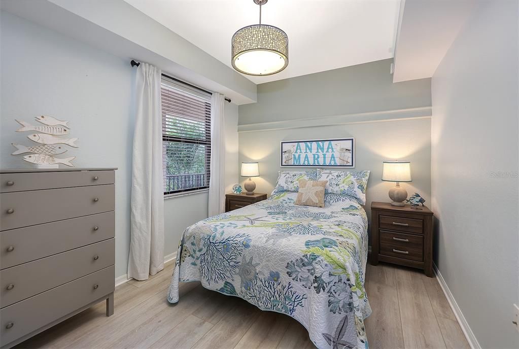 For Rent: $5,000 (2 beds, 2 baths, 1156 Square Feet)