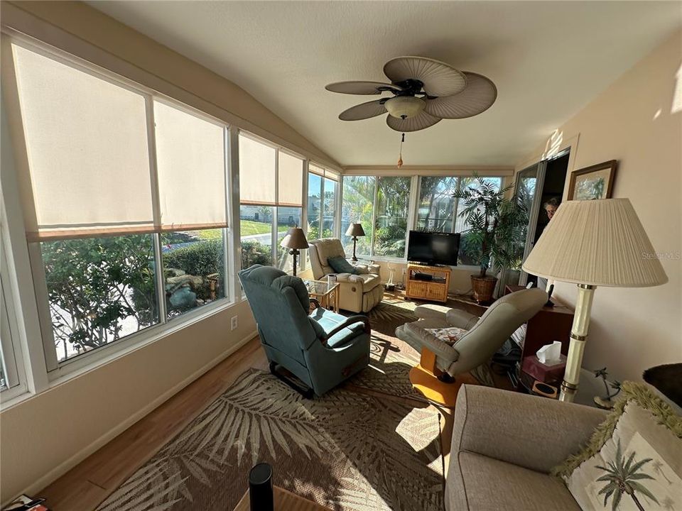 待售: $149,000 (2 贝兹, 2 浴室, 960 平方英尺)