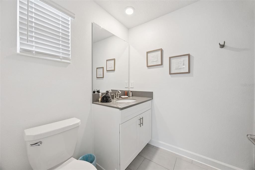 待售: $595,000 (5 贝兹, 4 浴室, 2168 平方英尺)