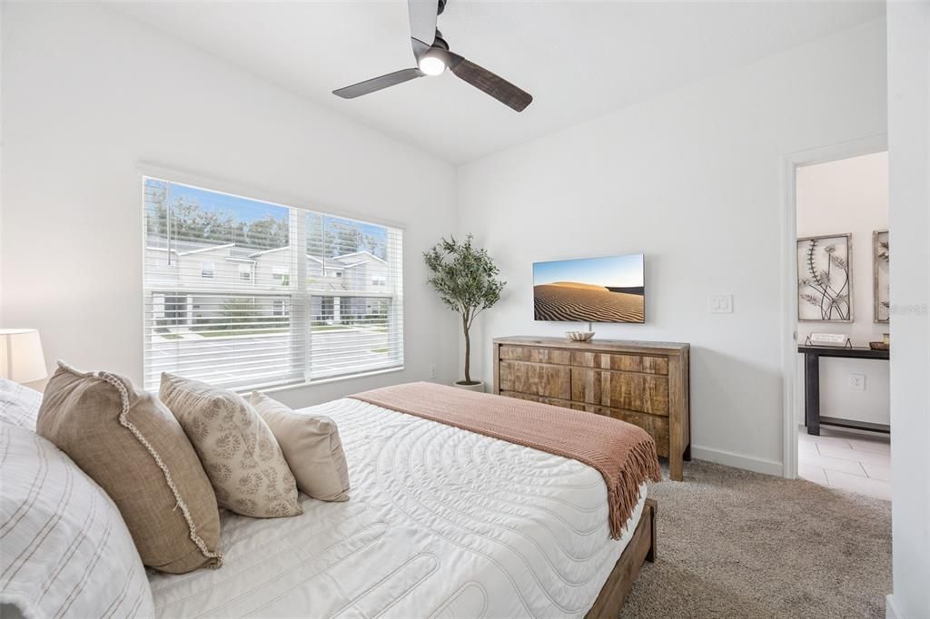 待售: $595,000 (5 贝兹, 4 浴室, 2168 平方英尺)