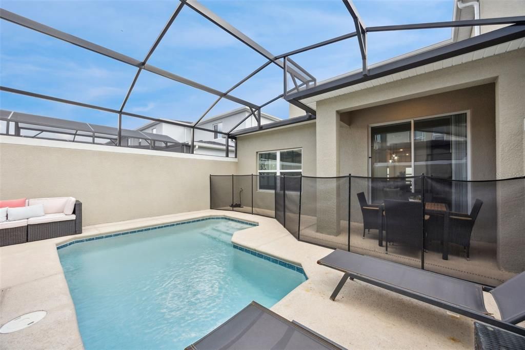 待售: $595,000 (5 贝兹, 4 浴室, 2168 平方英尺)