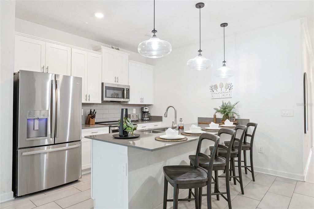 待售: $595,000 (5 贝兹, 4 浴室, 2168 平方英尺)