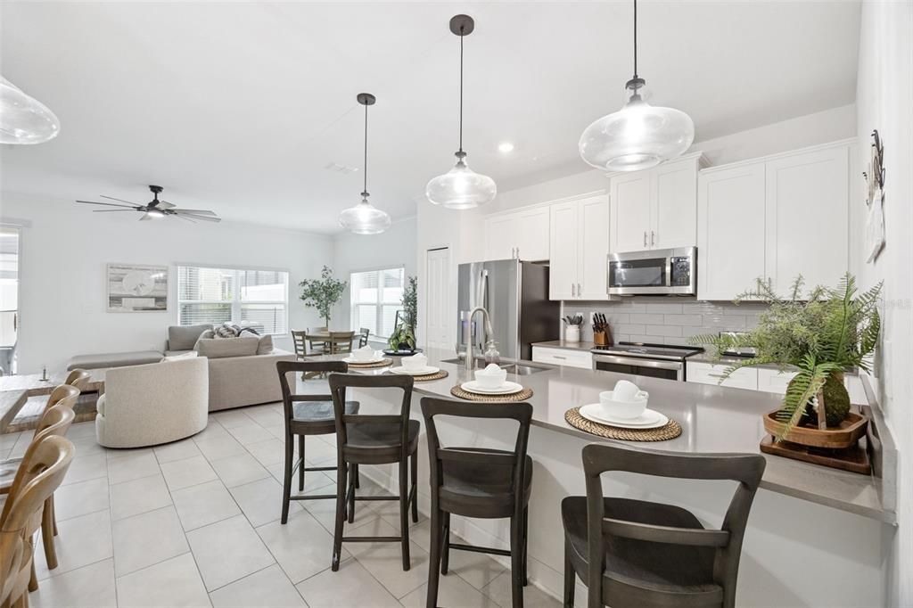 待售: $595,000 (5 贝兹, 4 浴室, 2168 平方英尺)